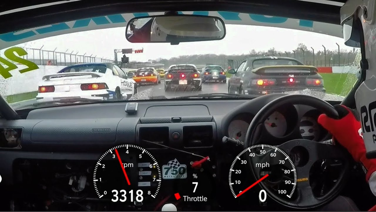 Close Call! AW11 Battle! Donington Park Wet Race MR2 Championship
