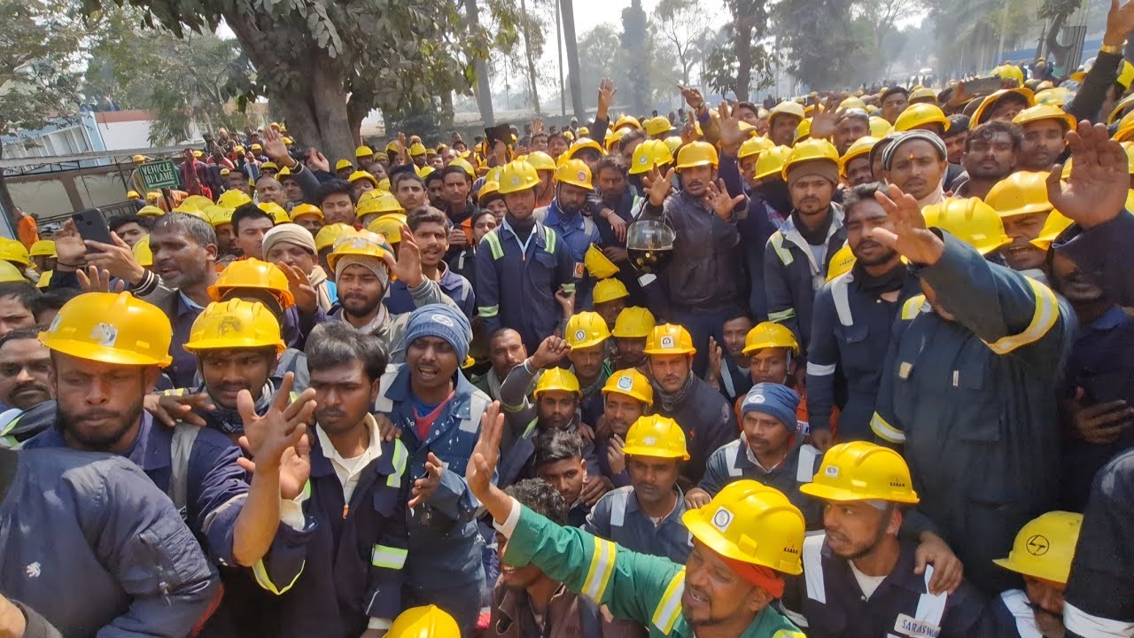 बरौनी रिफाइनरी में मजदूरों का हंगामा: CSR फंड और वेतन में देरी पर उठे सवाल 