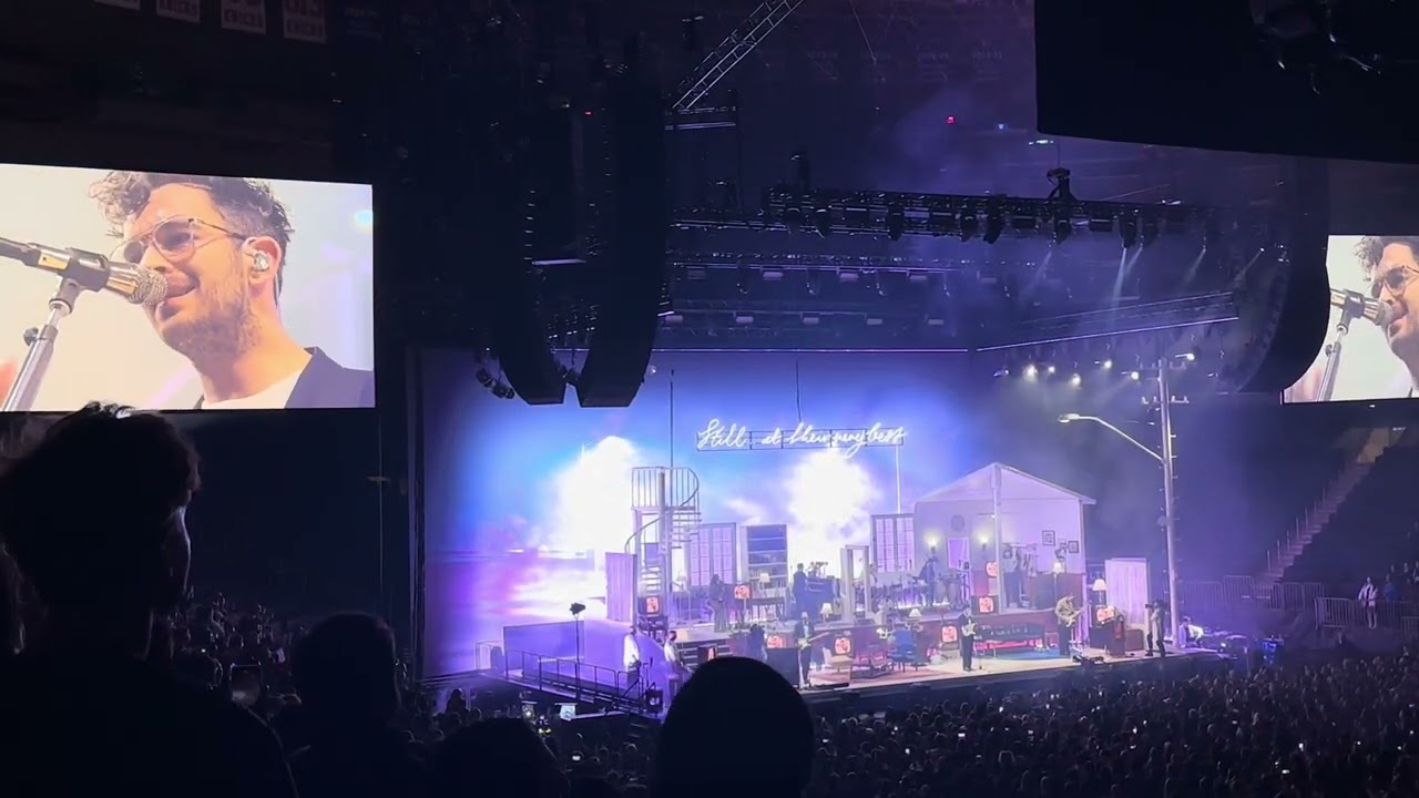 1975 NYC Madison Square Garden 2023