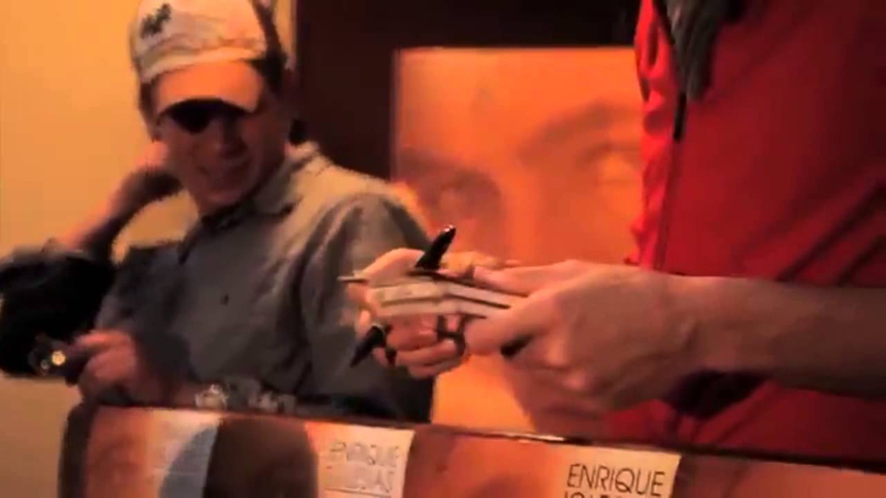 HAPPY 40TH BIRTHDAY ENRIQUE IGLESIAS!