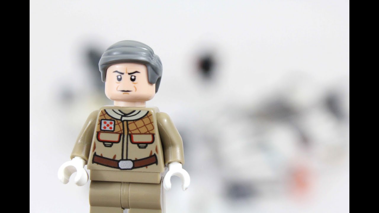 LEGO Star Wars Battle of Hoth Review 75014