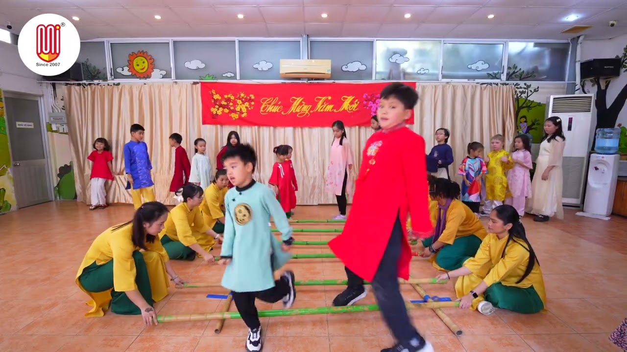 Bamboo Dance by MIS students