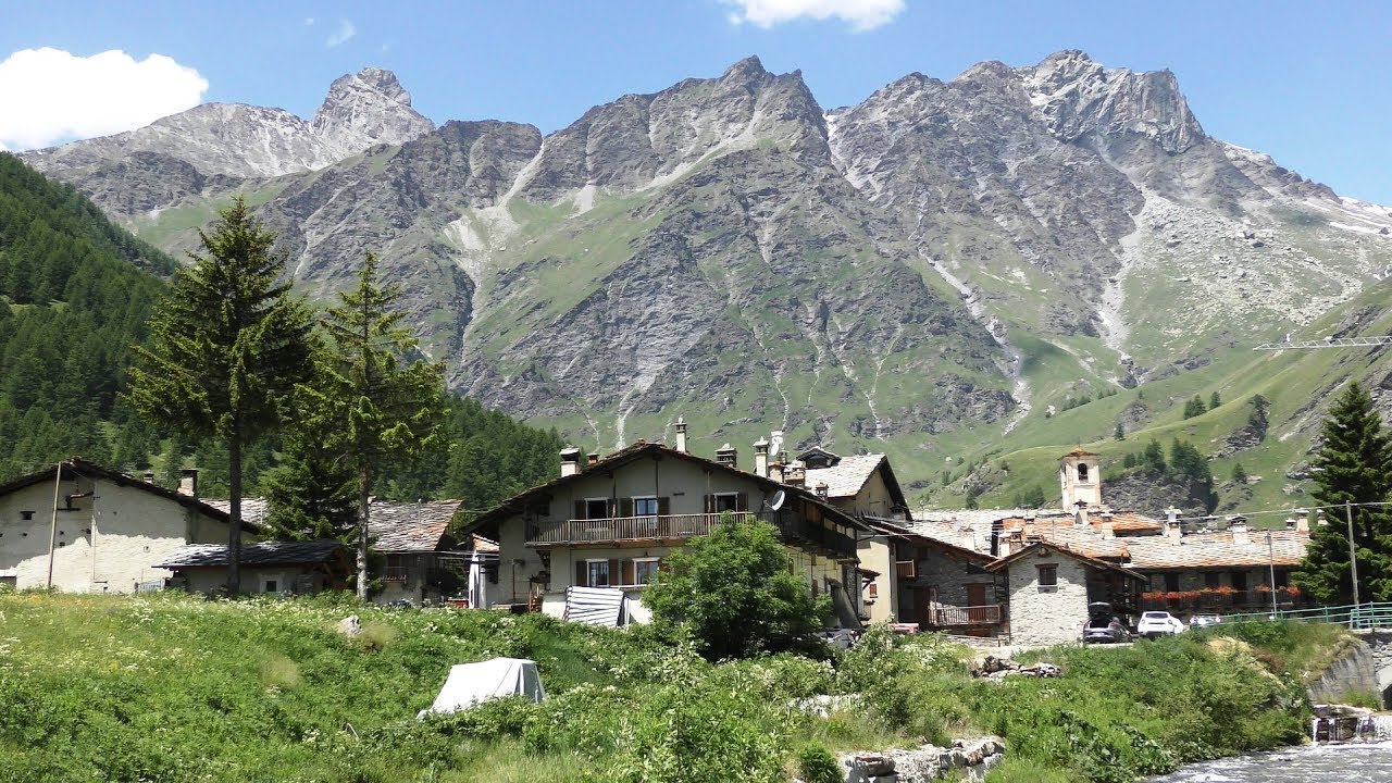 Valle Varaita : Chianale  Colle dell' Agnello