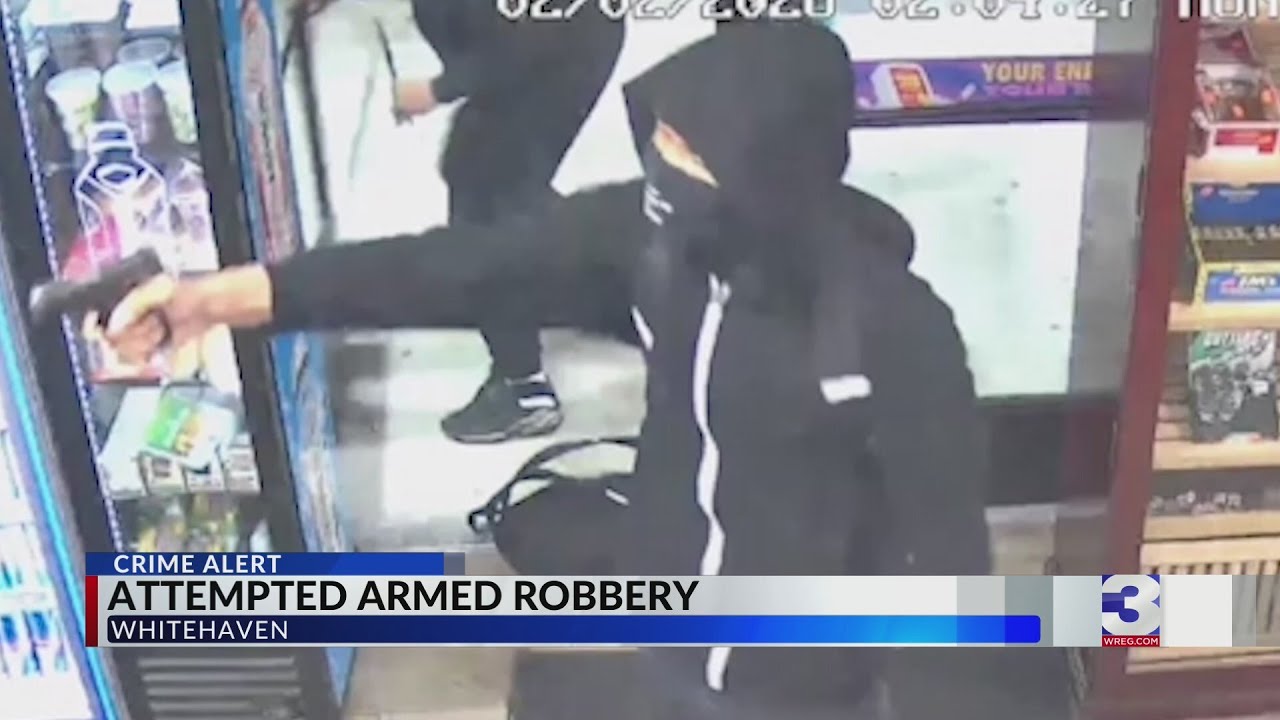 Butcher knife, gun used in failed robbery, shot fired in store
