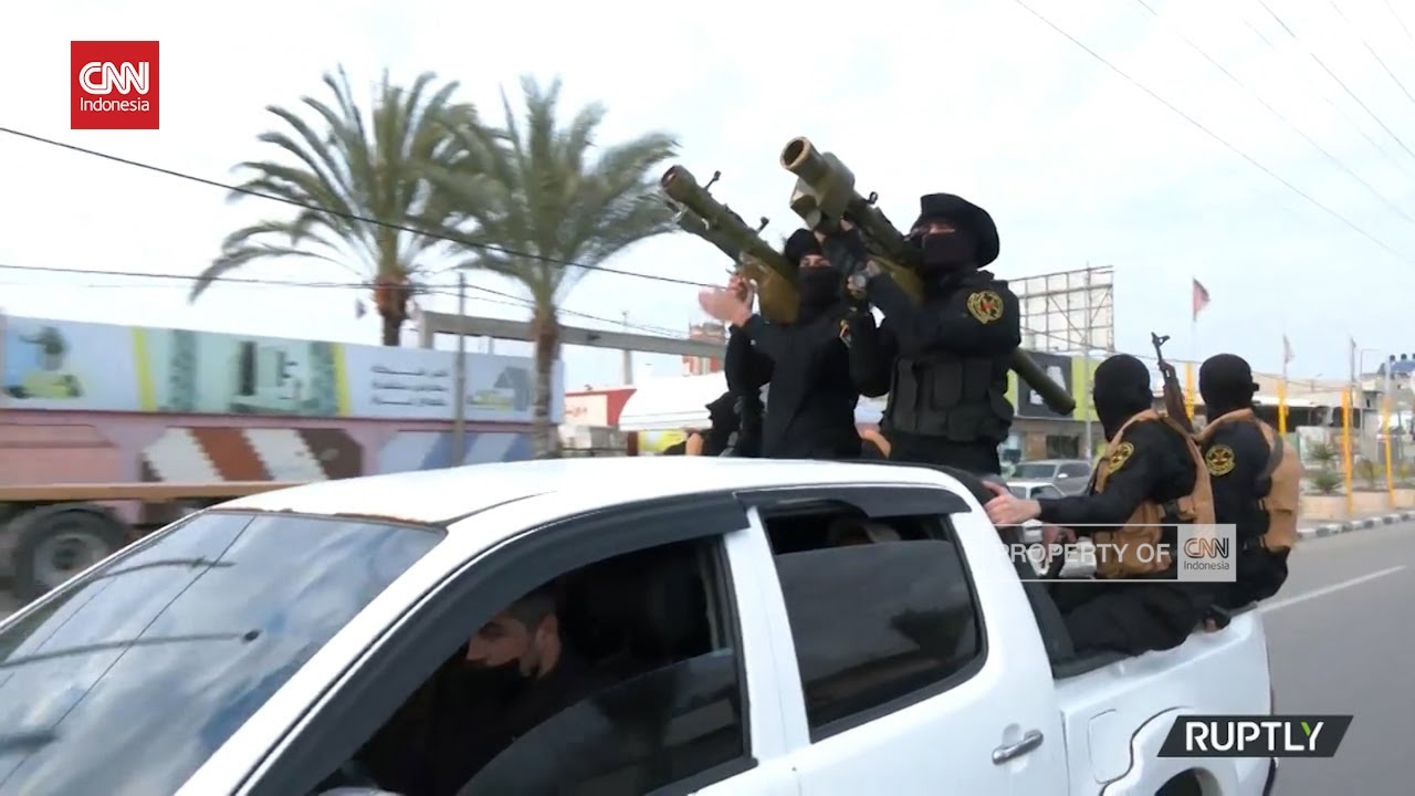 Parade Militer Brigade Al Quds di Kota Gaza