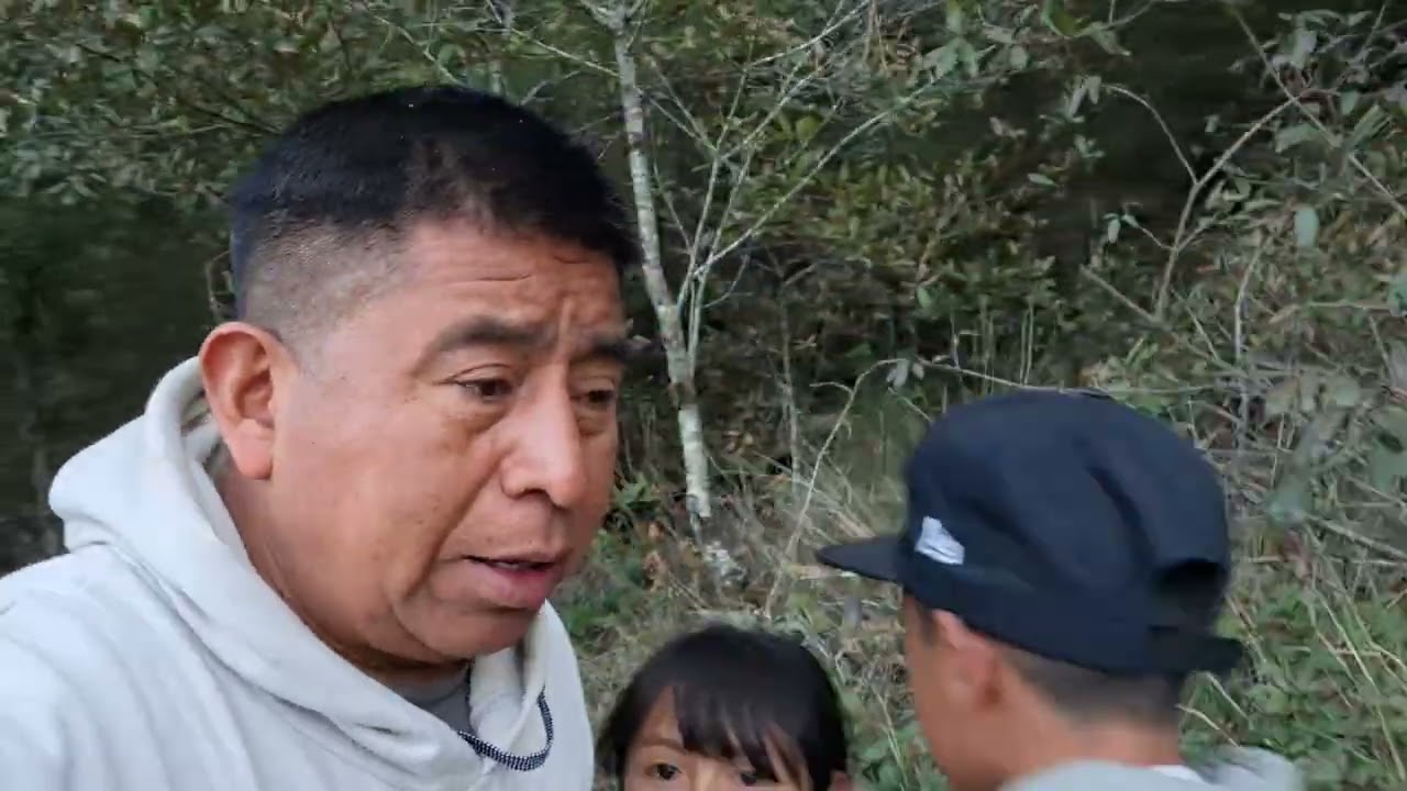 Esto es la  | parte 5 |de mi video en la orilla del |río Samaná|