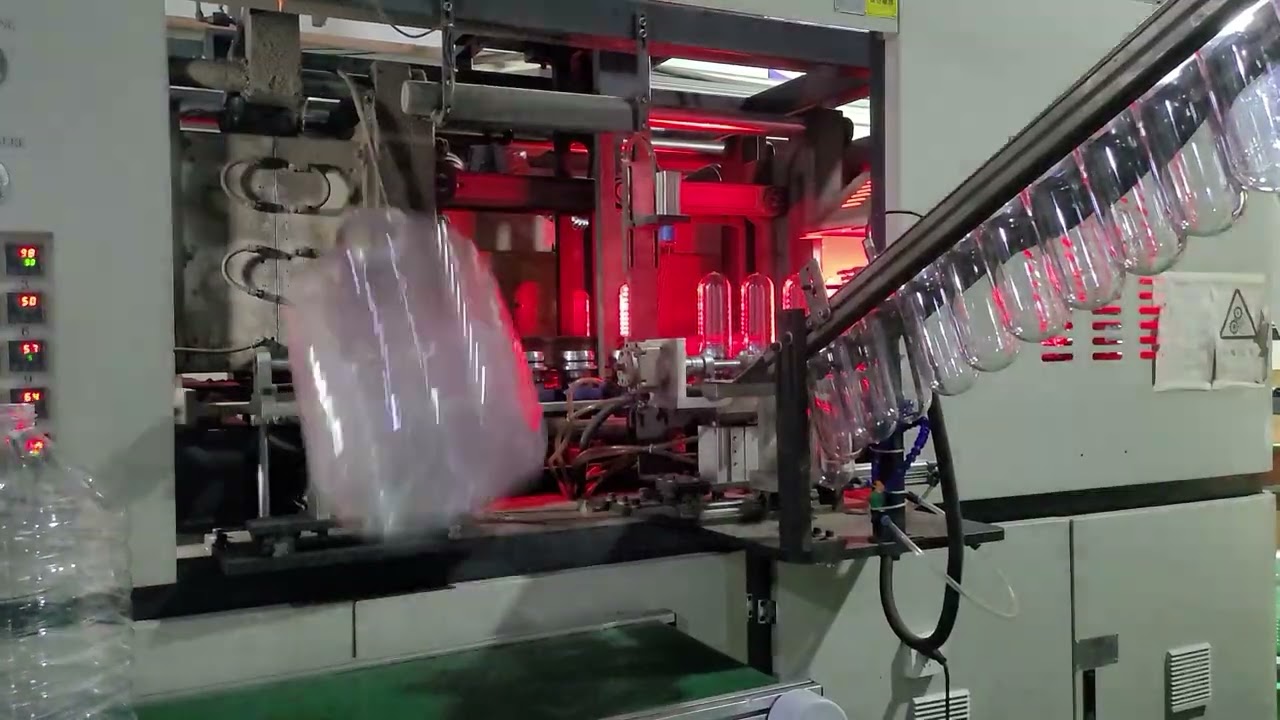 5 liters 10 liters 20 liters Plastic buckets for edible oil and plastic buckets for purified water