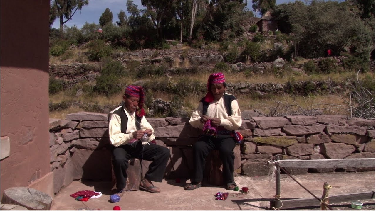 Ruraq Maki - Tejedores de Taquile