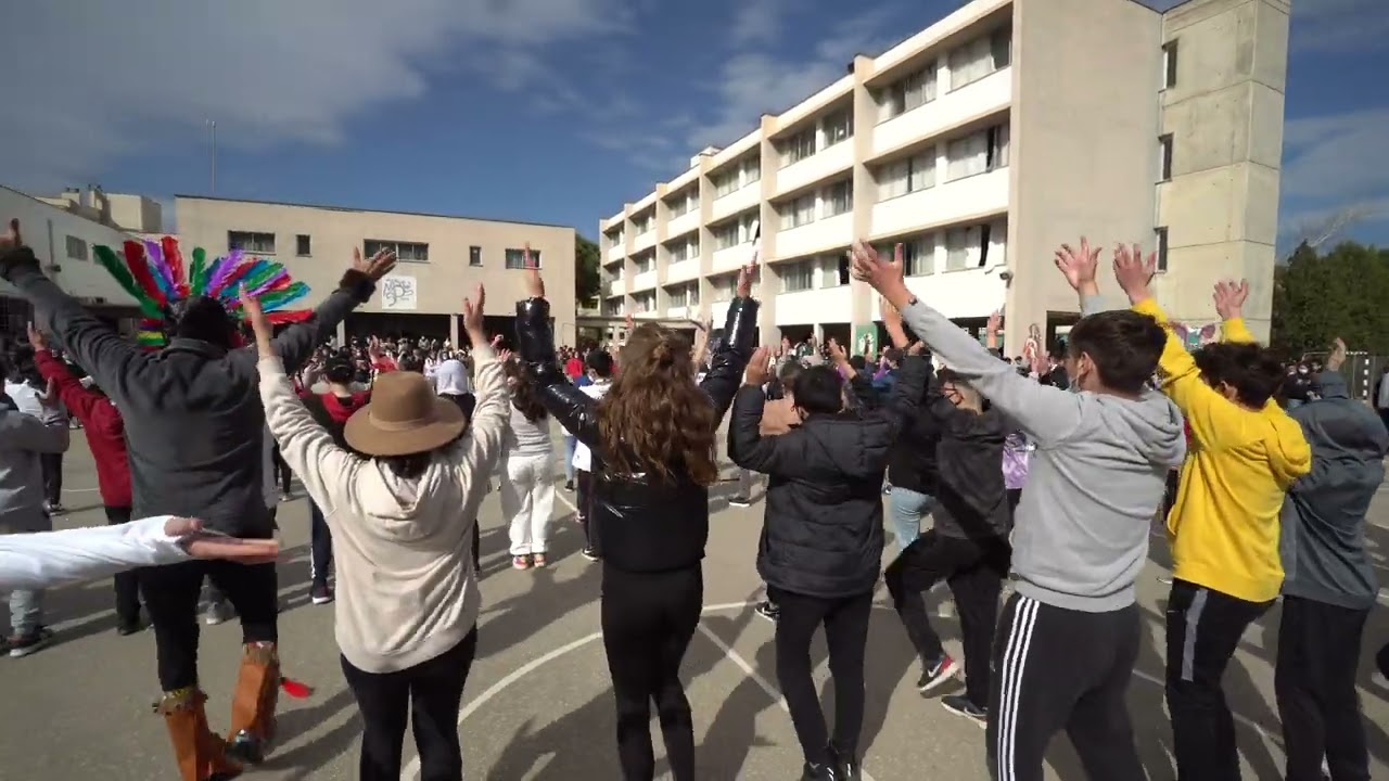 Expressió corporal. Coreografia. 1r d'ESO. IES Mossèn Alcover. 2022.