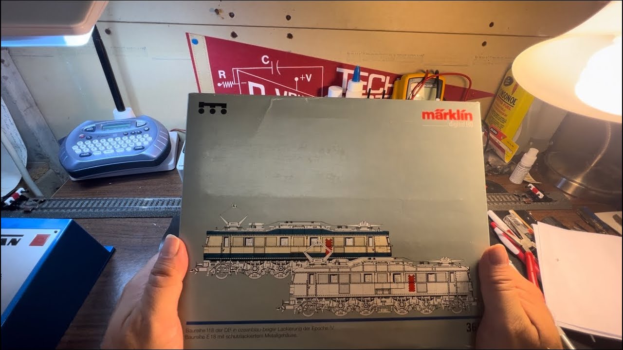 Trainz Purchase Marklin Locomotive Set 3667 Review, Analysis and Test.