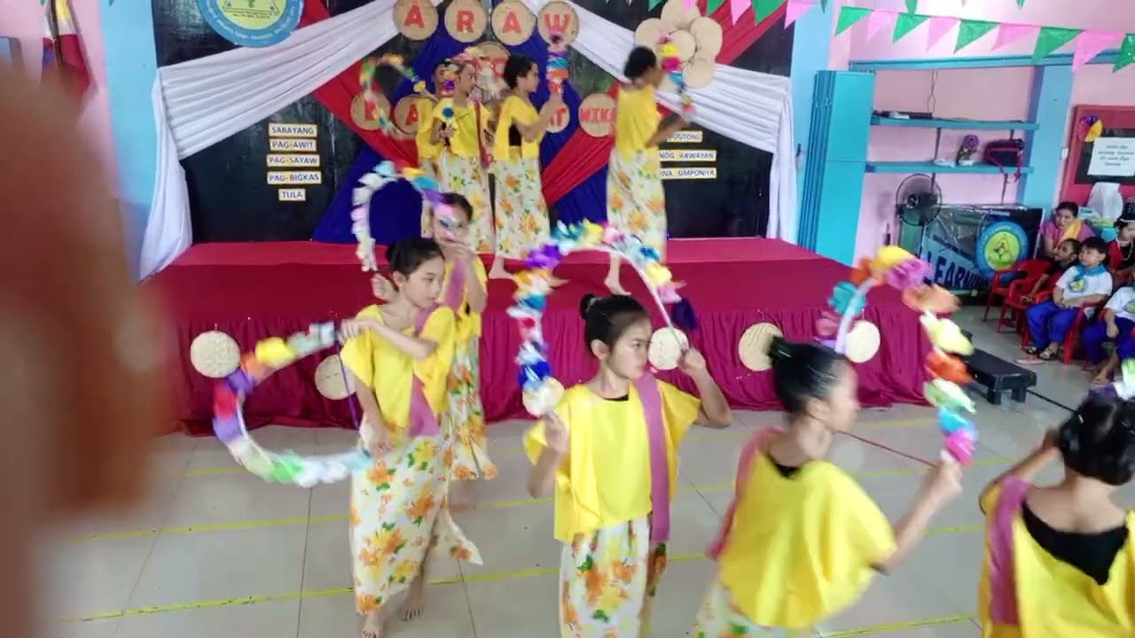 ARAW NG LAHI 2023 Folk Dance (Girls)