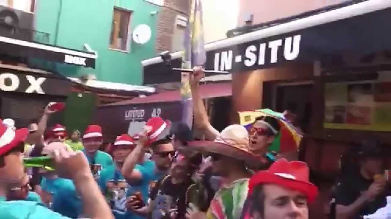 Amarillo limón. Charanga Parranda