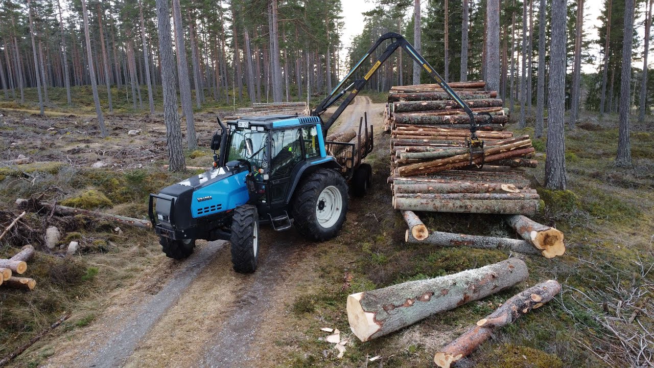 Skotning med Valtra 6200