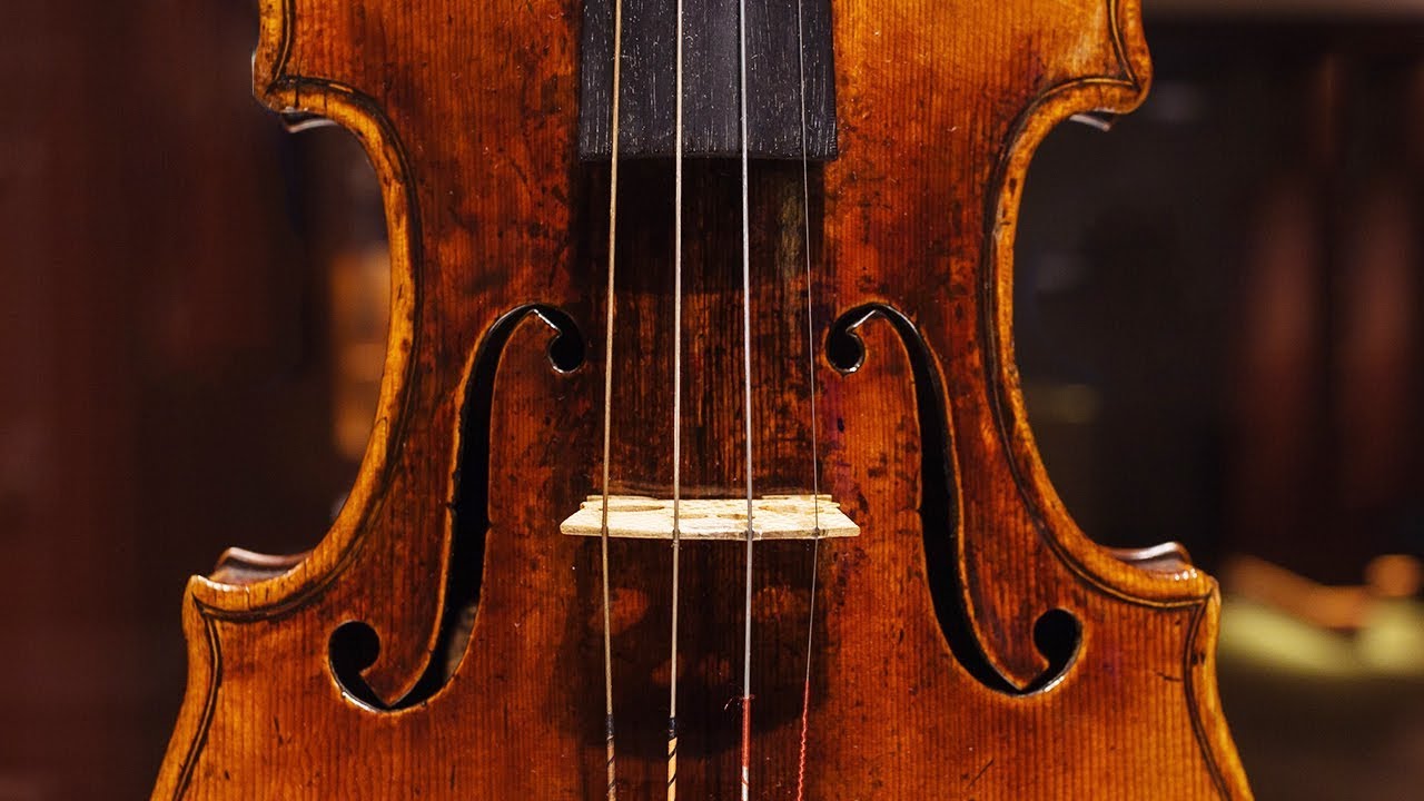 Great violins of the world: Amati, Stradivari, Gvarneri, Antoniazzi, Digiuni and Ce バイオリン