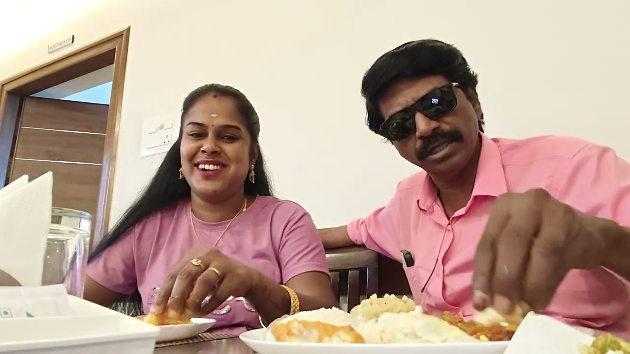 இனிப்பு பணியாரம் பாத்திருக்கேன் காரப் பணியாரம் பாத்திருக்கேன் இது என்னடா ராகி பணியாரம் 😋😋