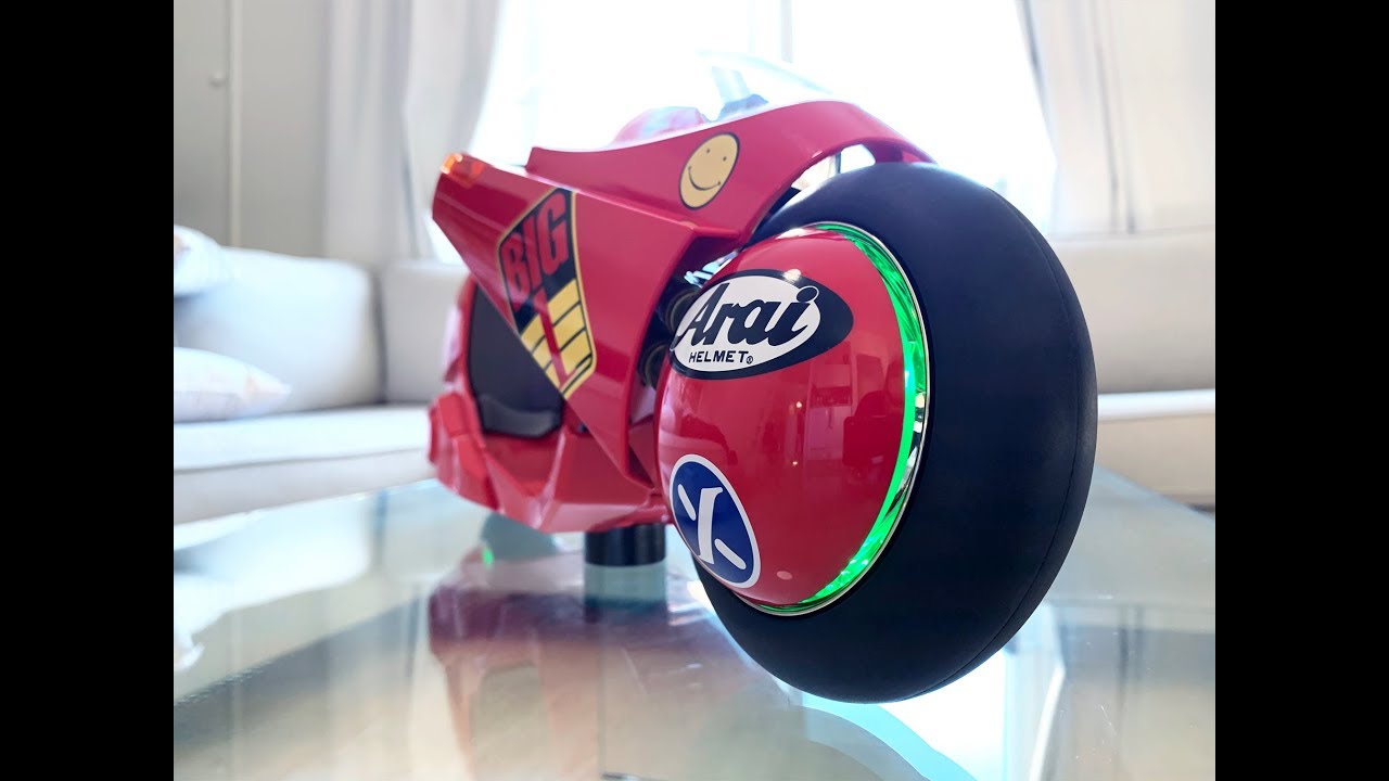 Medicom Toy Kaneda's Bike 1/6 features showcase