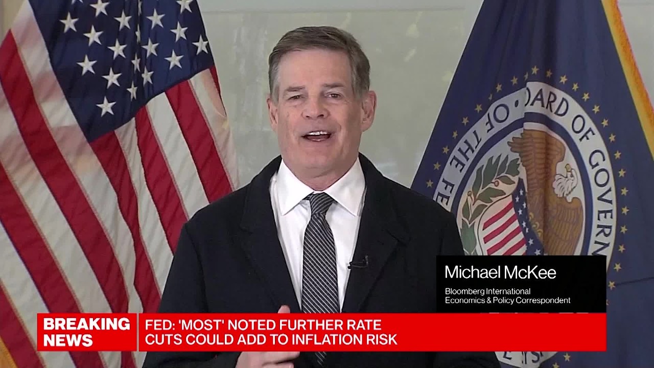 Fed Minutes Show Officials Leaning to Keep Rates Steady