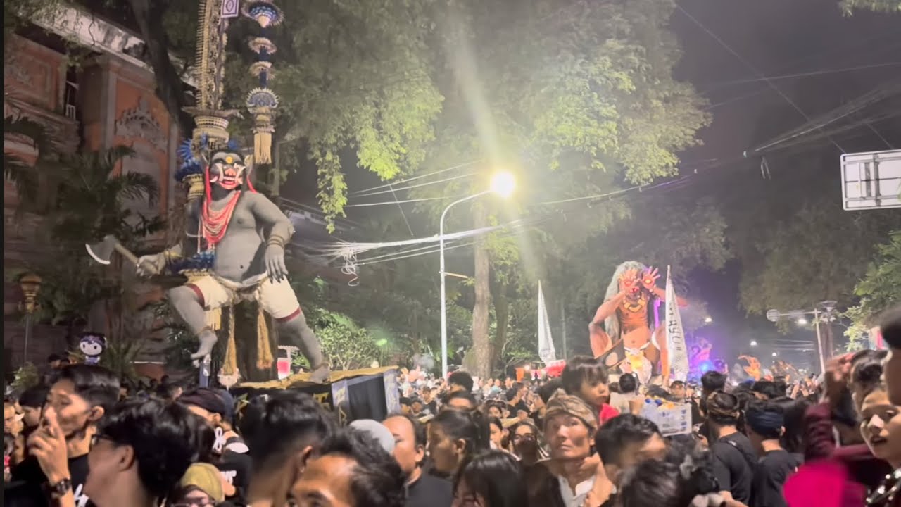 Pawai Ogoh-Ogoh di Catur Muka Denpasar Tahun 2026