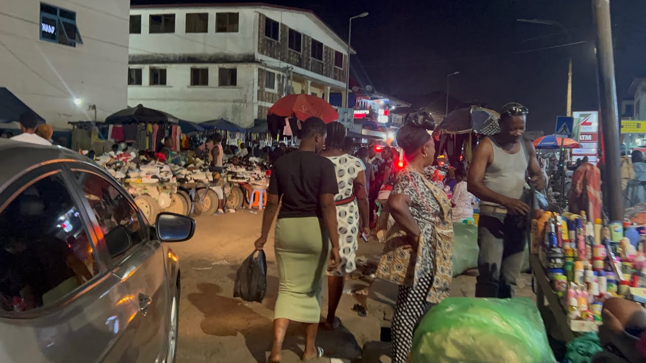 24th December Night On The Street Of Takoradi - Ghana Ahead Of Christmas 