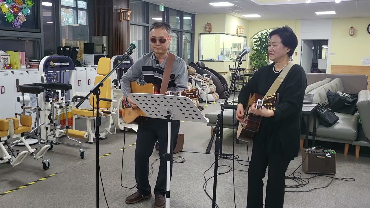 다시는 사랑을 하지 않으리   80년대  이은하  가수  히트곡  아시는  어르신  신청곡으로