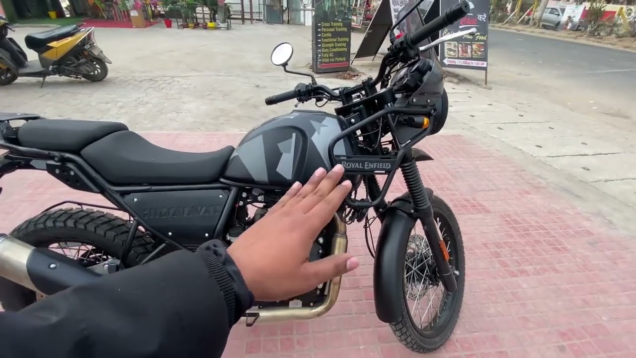 Himalayan sleet Black :Detailed Walk Around Review | 2023 |New Update | #royalenfield #royalenfield