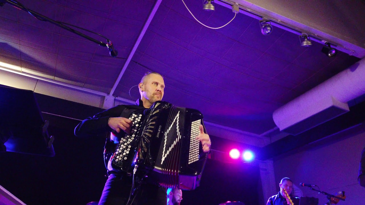 Onnenkerjäläiset ja Bye bye polkka