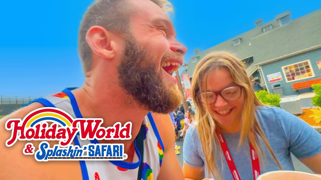 We had the CRAZIEST DAY EVER at Holiday World!! (Holiwood Nights Day 2)