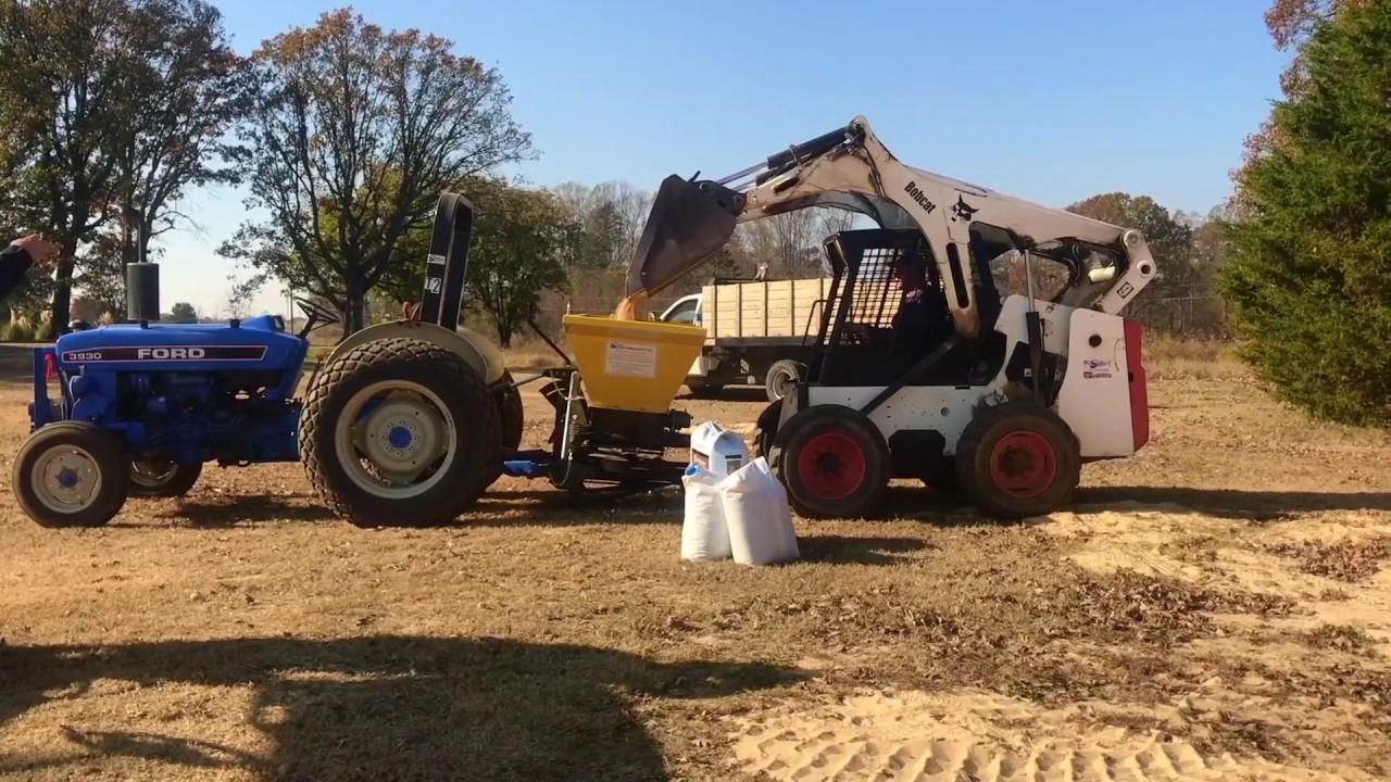 Sides Spread-all Spreader at the Golf Course