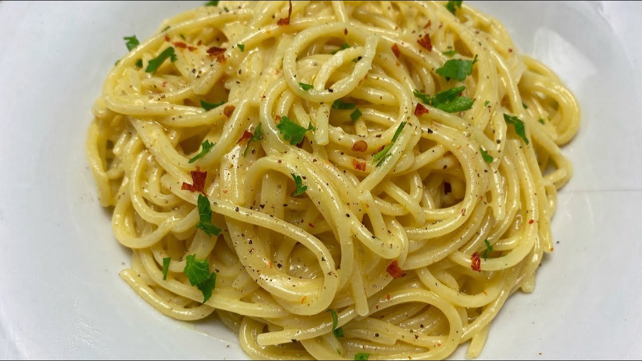 Questa pasta è INCREDIBILMENTE buona - pronta in 10 minuti! 