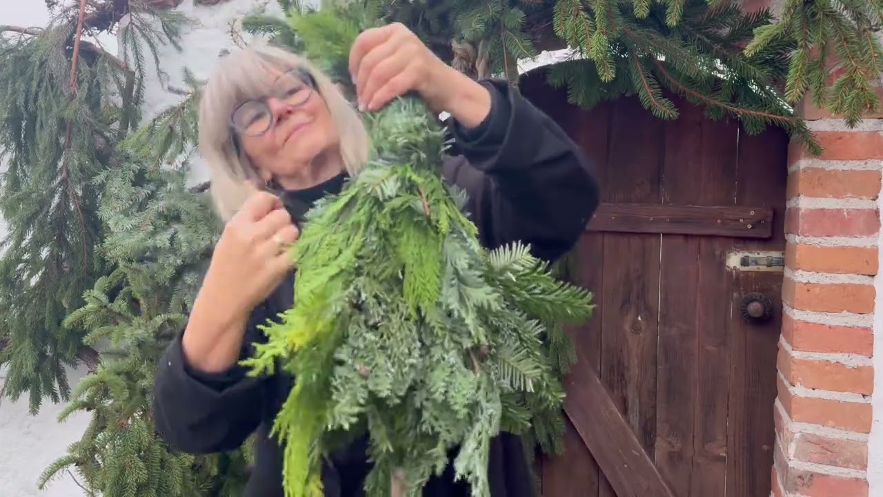 Aus einem alten Ast wird ein Weihnachtsbäumchen – natürlich & handgemacht🌲