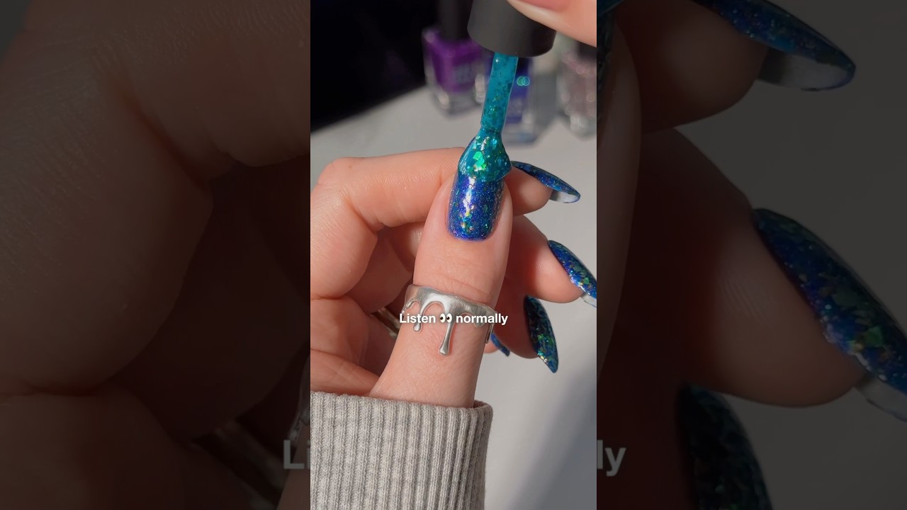 did i make a mistake??👀🪼🦀🧜&zwj;♀️✨ #nailart #holotaco #nailinspo #nails #diynails #spongebob