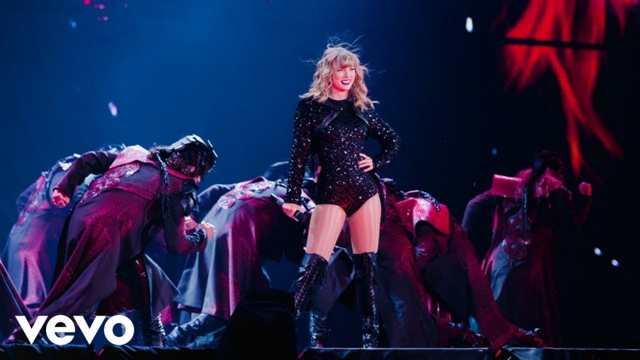 Taylor Swift - How You Get The Girl (Live from reputation Stadium Tour)