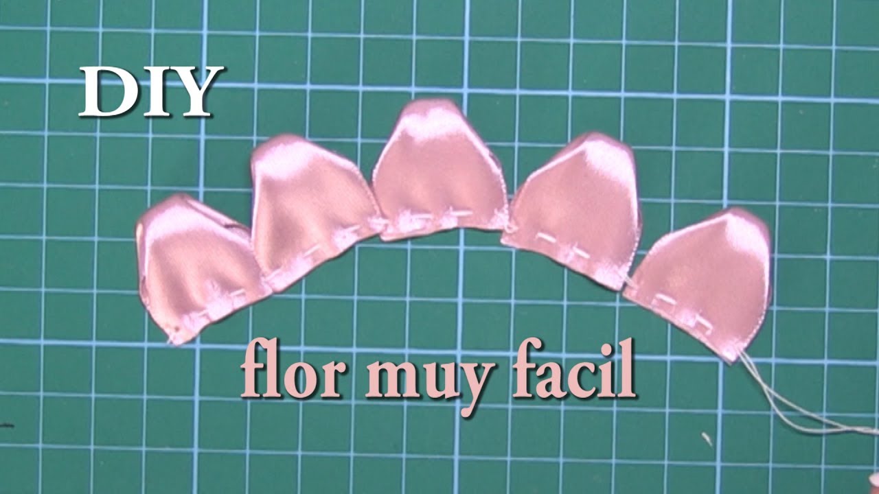 DIY - Flor facil de cinta de raso con  petalos doblados