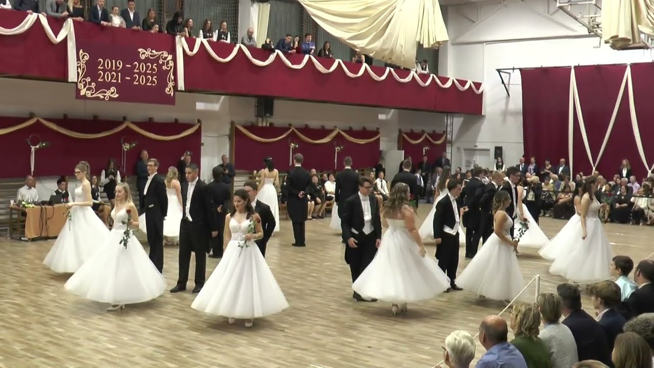 AJRG szalagavató 2024: 12.a angol keringő