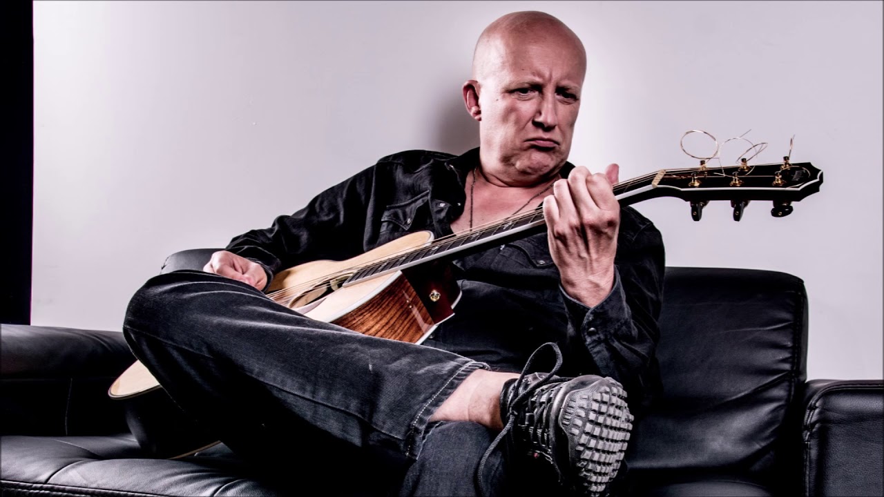 Piotr Bukartyk  -  Ballada romantyczna, ale w granicach rozsądku