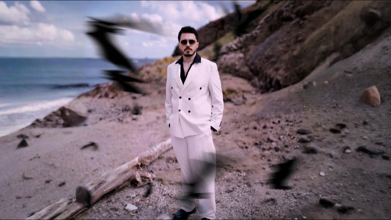 Can Kahraman - Kaçtım (Official Video)