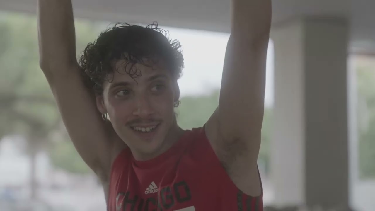 GAY SHORT FITBRO (CORTO GAY)