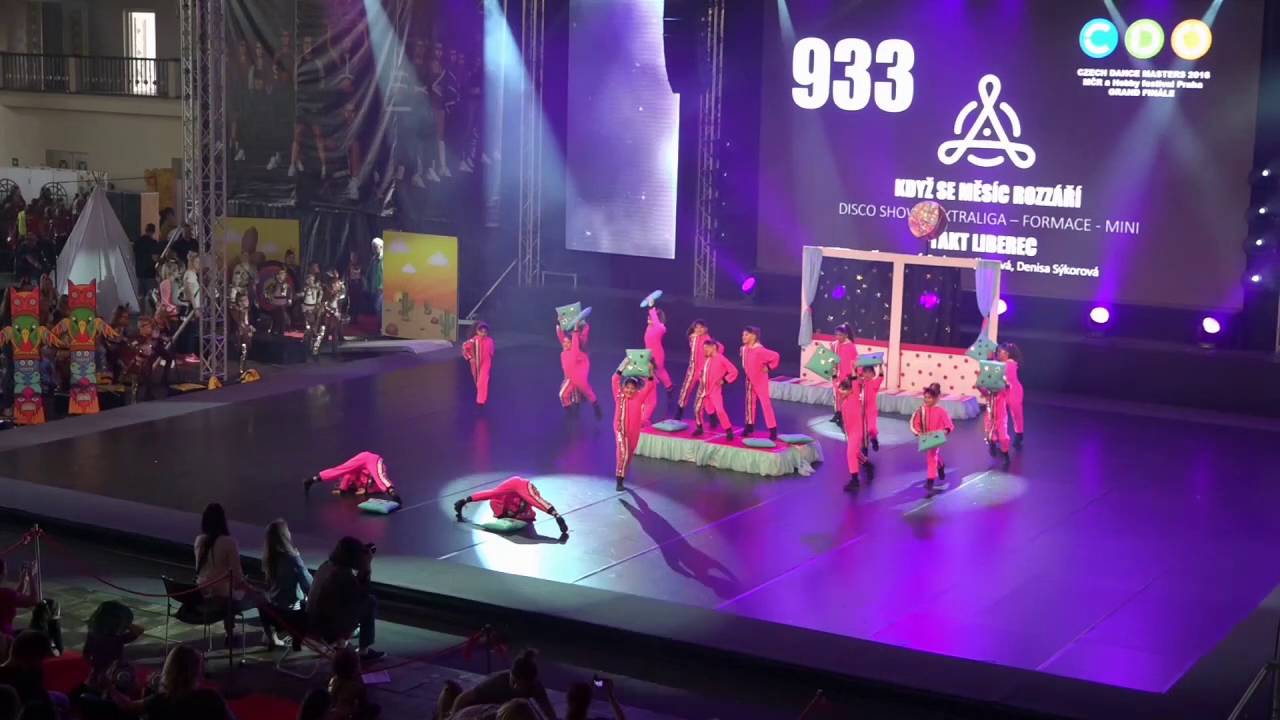 TAKT LIBEREC - KDYŽ SE MĚSÍC ROZZÁŘÍ // MINI - DISCO SHOW EXTRALIGA // CZECH DANCE MASTERS 2016