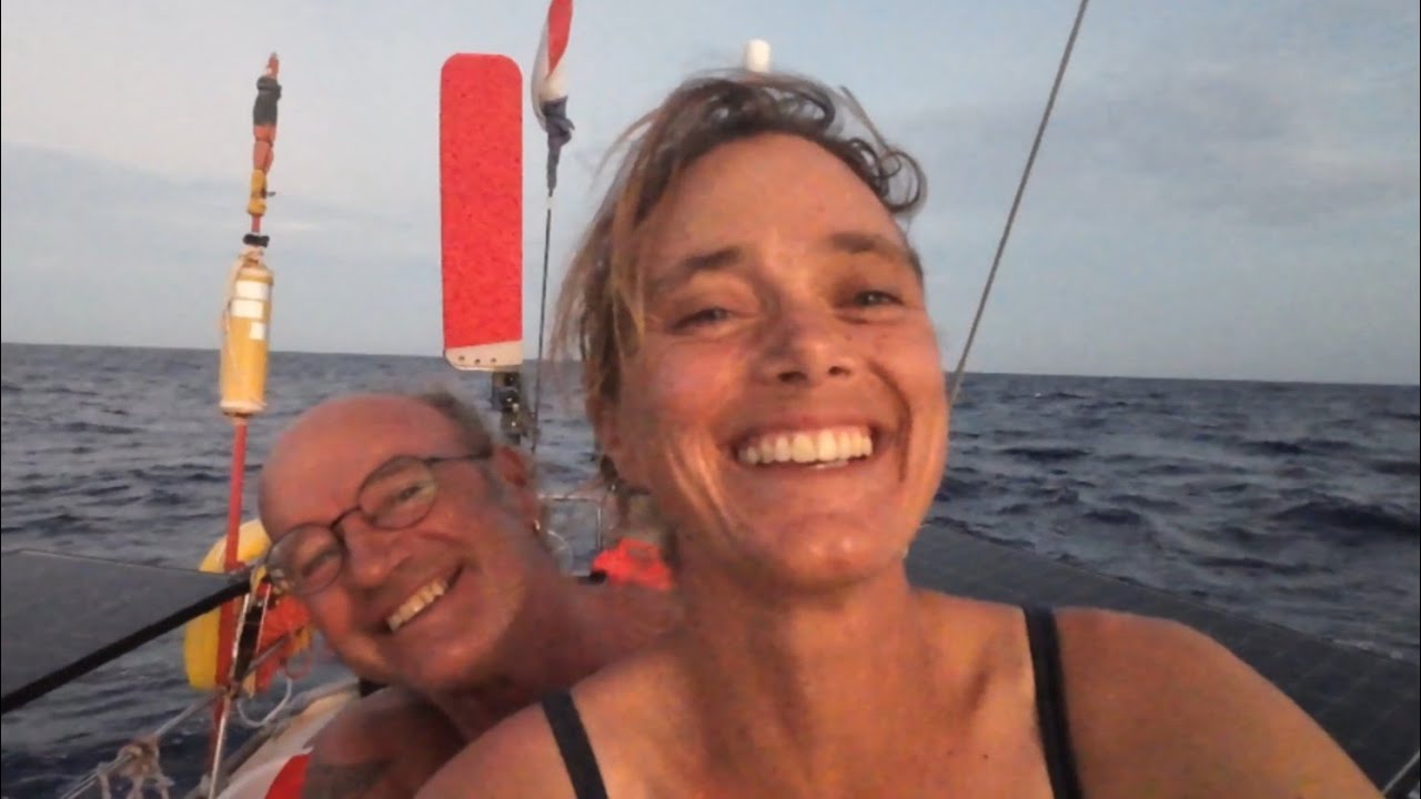 Zeilen door de Doldrums                     -                   Deinemeid H49