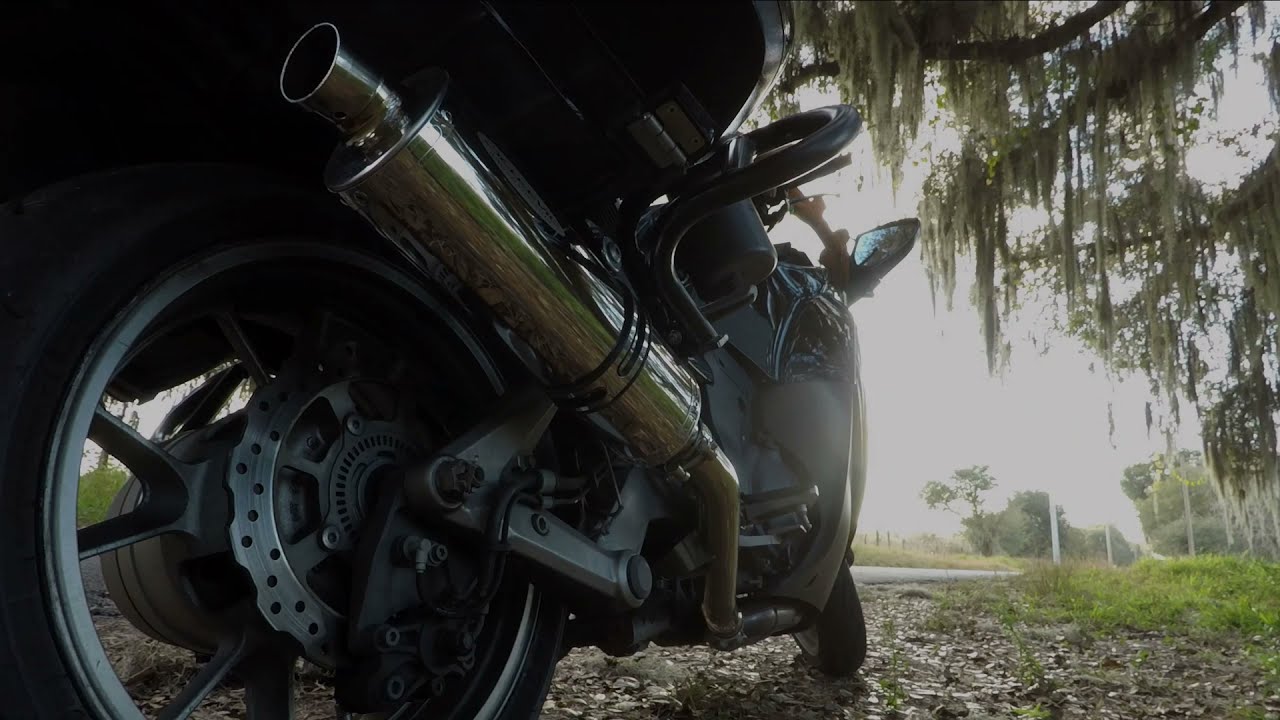 2011 Kawasaki Concours 14: Delkevic Muffler Install