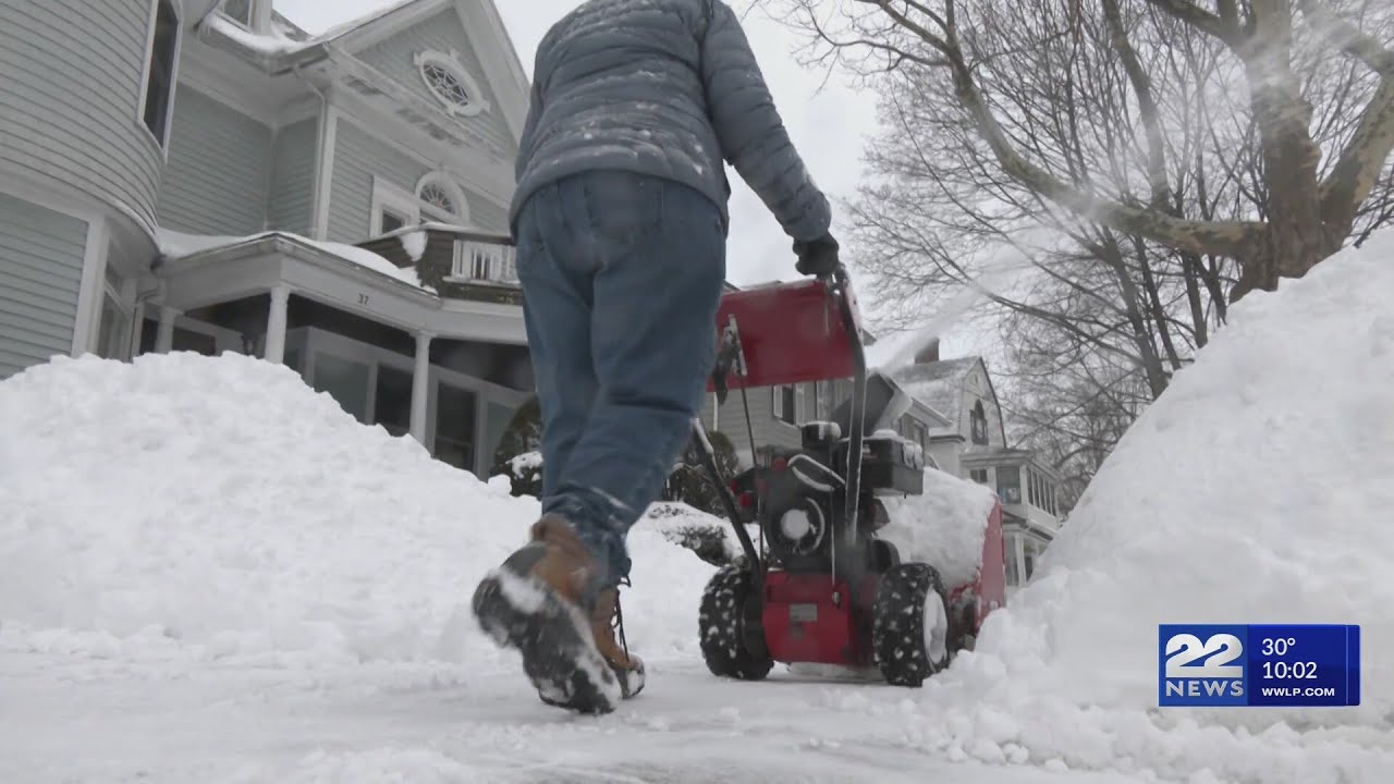 Western Massachusetts recovers from blizzard's foot of snow