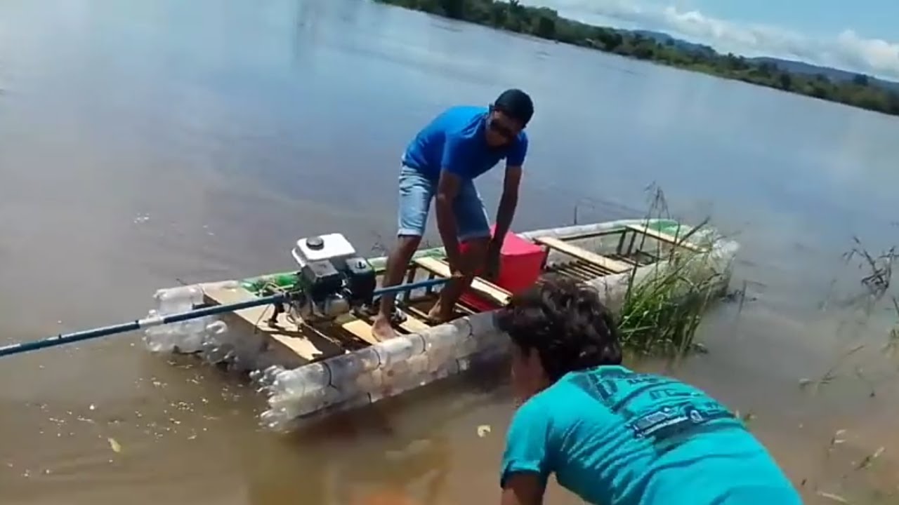 Como fazer um barco de garrafa pet inesquecível