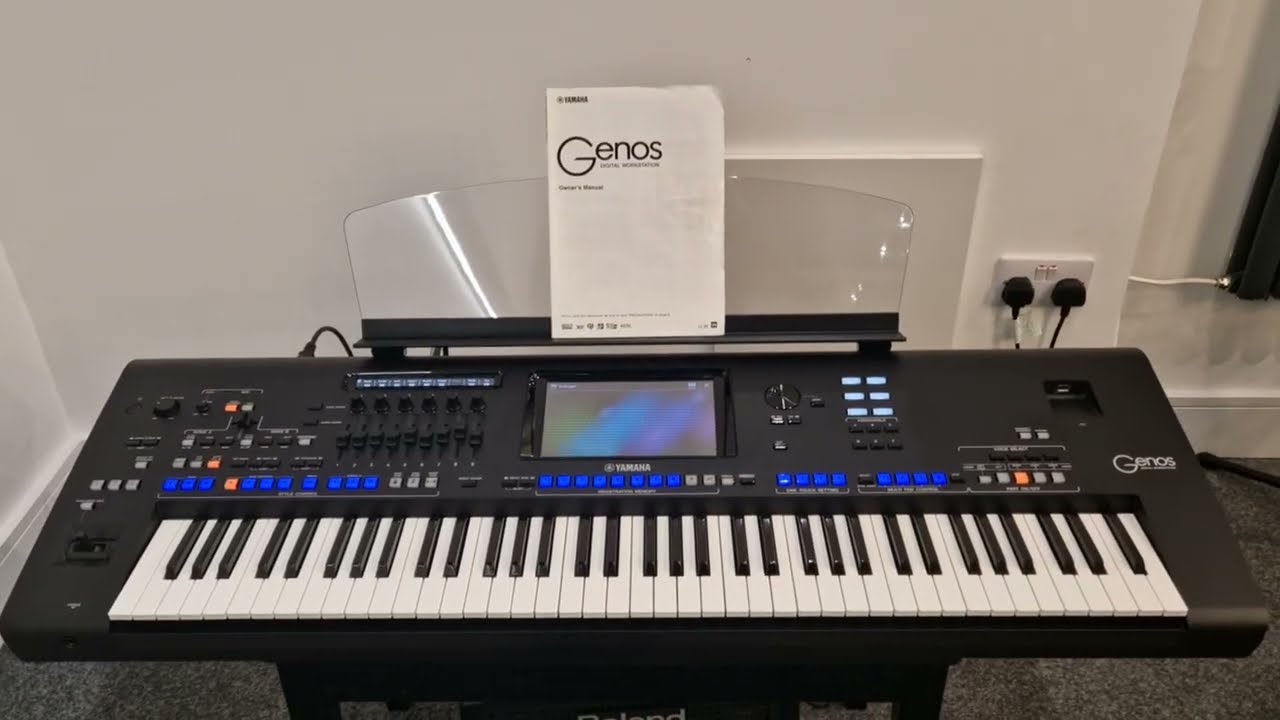 Видеообзор подержанной клавиатуры Yamaha Genos Arranger | Клавиатура продается в магазине Rimmers...