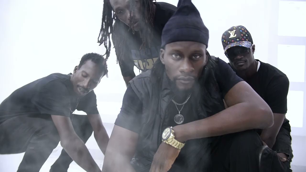 FOFLOW real soldier (video clip officiel) Directed by Labo 36 Films