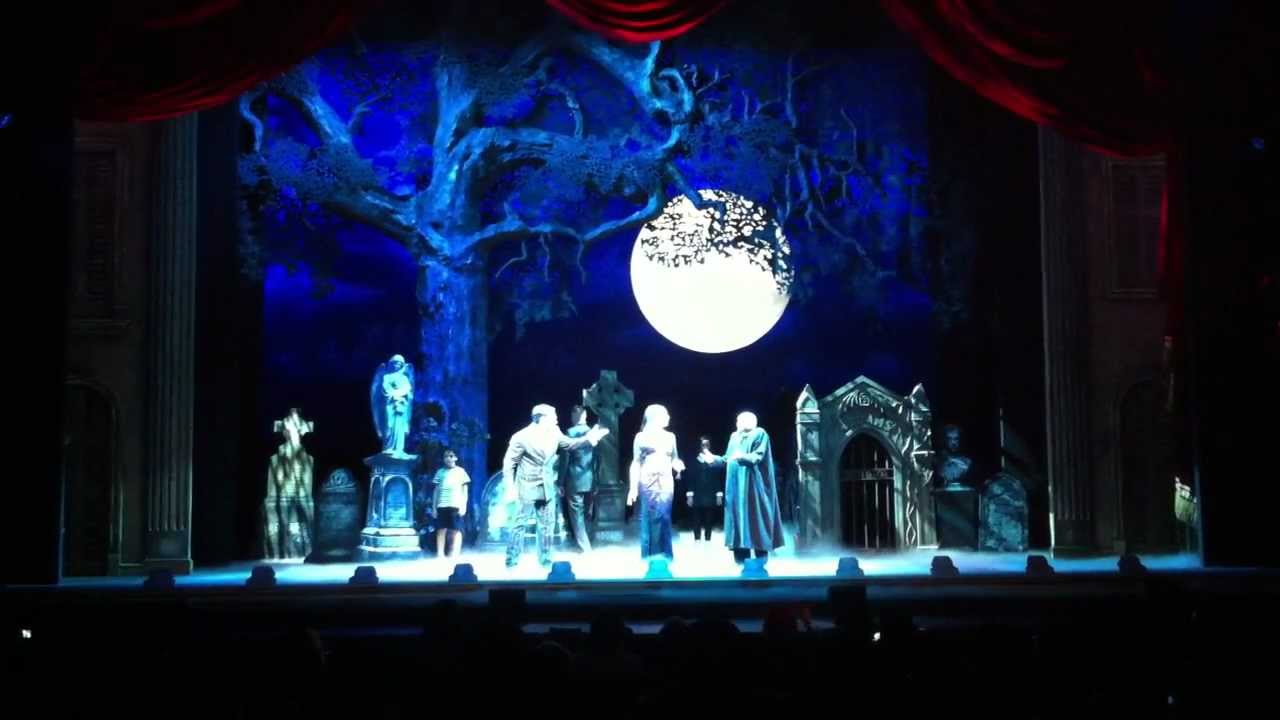 A Família Addams - O Musical (Brasil): Pra Quem é Addams (When You're an Addams)