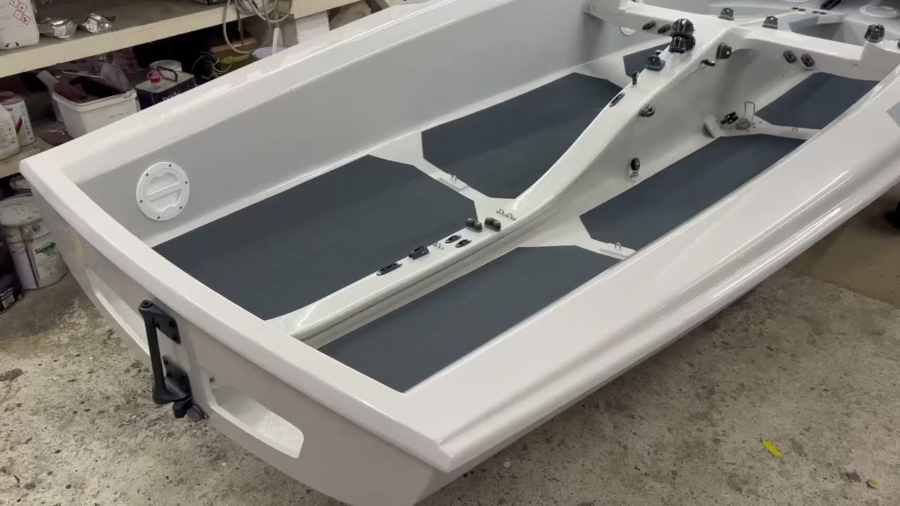 Building the Next-Generation Javelin: The Evolution of a High-Performance Sailboat