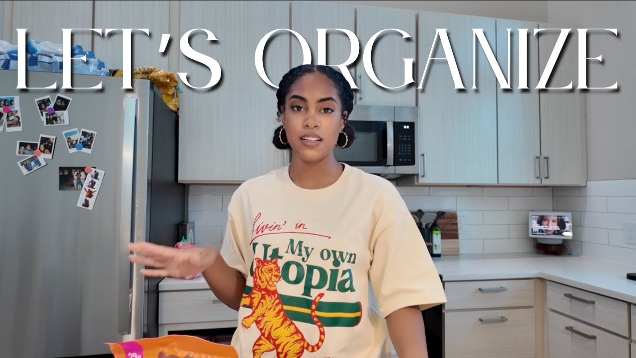 weekly vlog 009: just a girl getting her new apartment together