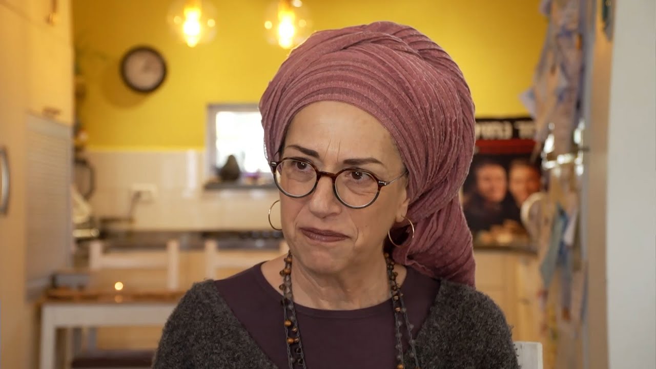 אימו של אבינתן מתפללת לחזרתו - ומתנגדת לעסקת חטופים בכל מחיר