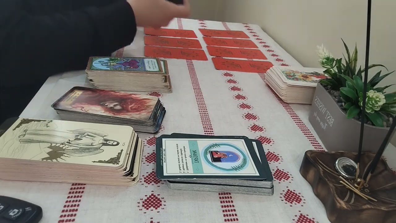 Aklındaki kişi ❤sistem devrede bi şeyler yıkılıyor🍀 #aklimdakikişi #tarot #astrolojiyorumu #keşfet 