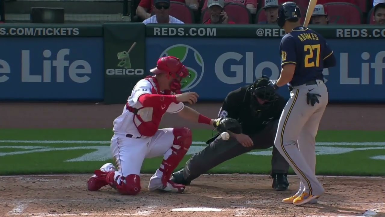 Injury Scout - HP Umpire Ron Kulpa Hit by Deflected Pitch to Face, Leaves Game in Cincinnati
